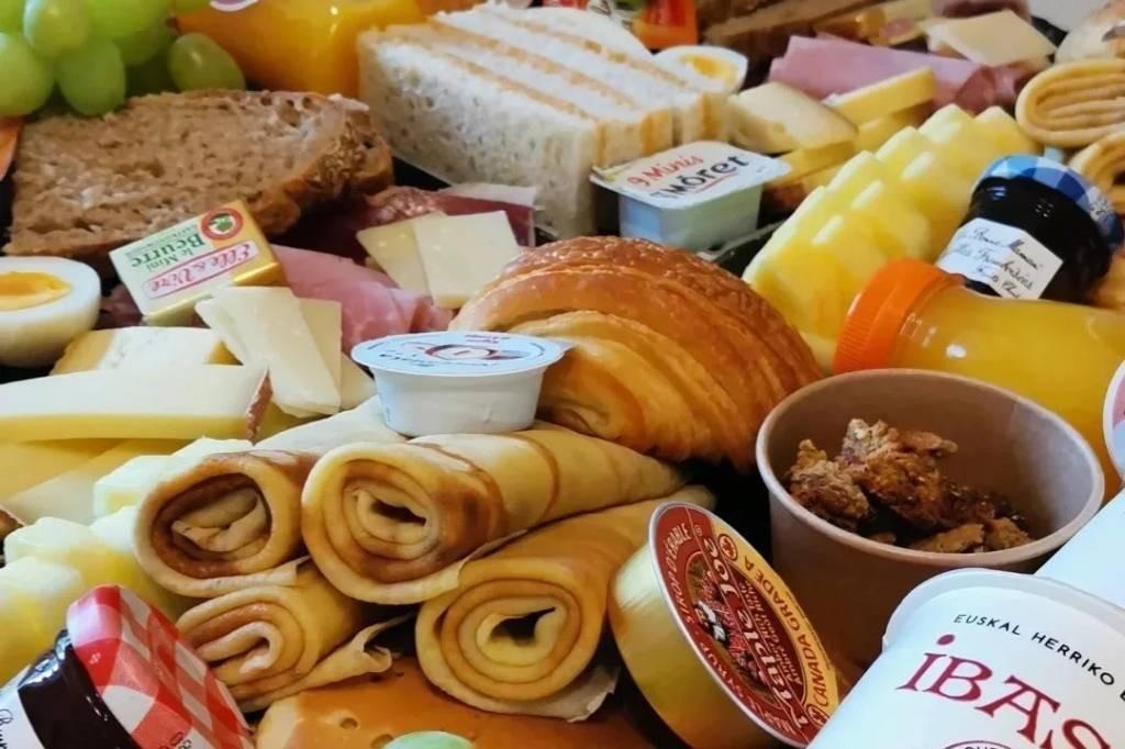 Za Brunch