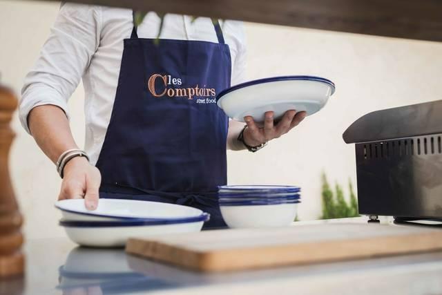 Les Comptoirs